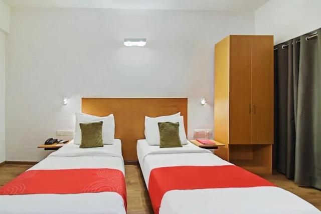 Kanak Beacon Hotel - Ashram Road Ahmadábád Exteriér fotografie